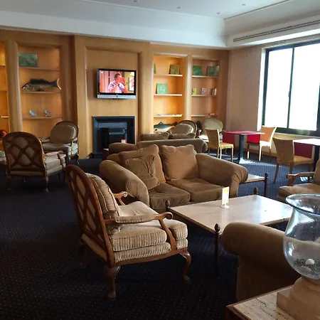 Riviera Carcavelos (Lisbon)