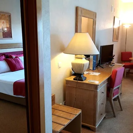 Hotel Riviera Carcavelos (Lisbon)