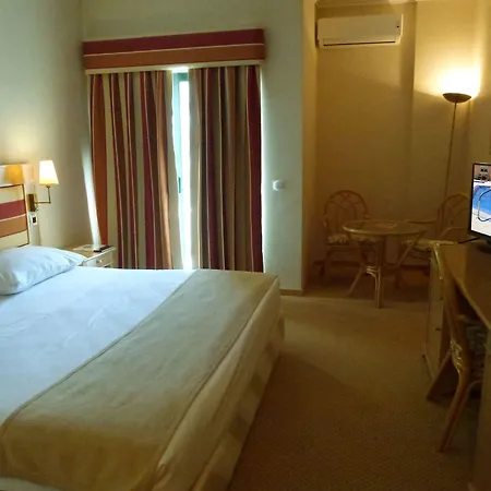 Otel Riviera