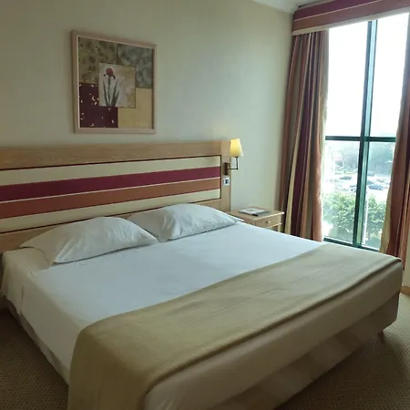 Riviera 4*